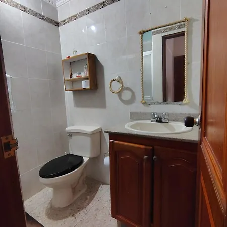 Favorita Desayuno Baño Privado Tv Aire Acondicionado Y Check In Autonomo * Cartagena